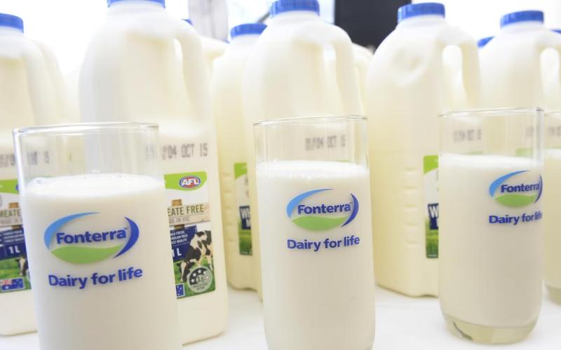 Fonterra Avustralya, Çiftlik Kapısı Süt Fiyatını Adım Artışı Ödemesiyle Artırıyor