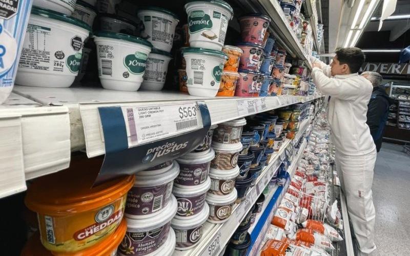 Argentinian Dairy Exports Surge to Record Levels in 2026