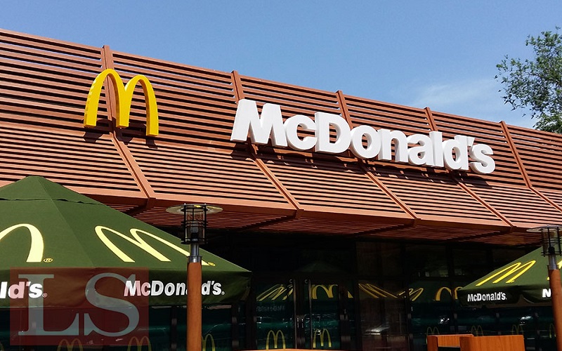 Уход McDonald’s из Казахстана: влияние ситуации на рынок оценили в Минтруда