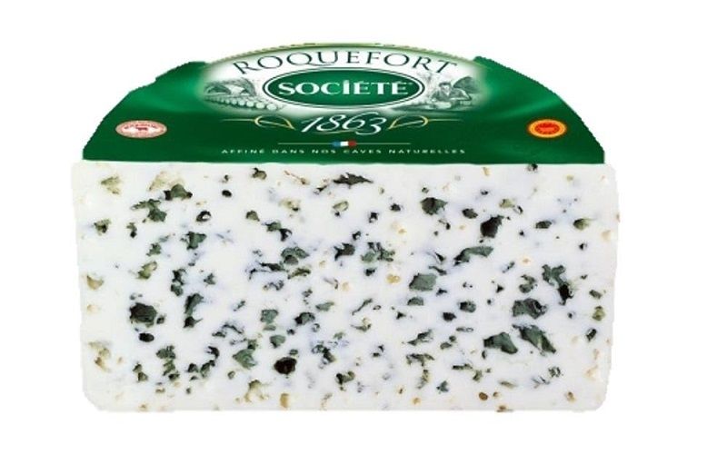 Roquefort cheese puts France against the new Nutriscore labeling