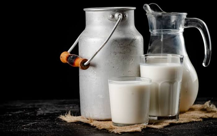 ماهاراشترا تطبق إجراءات صارمة ضد إنتاج الحليب الصناعي
