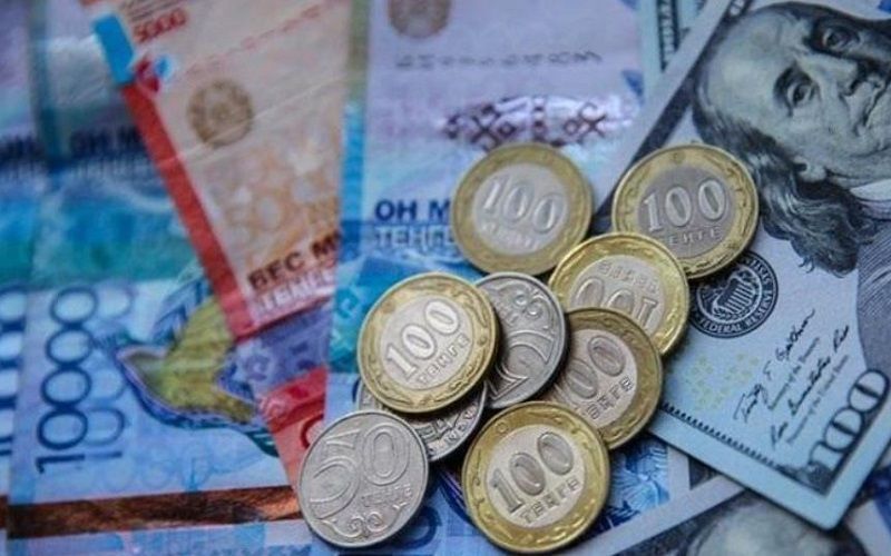 Нацбанк Казахстана: По итогам ноября курс тенге ослаб на 0,14%