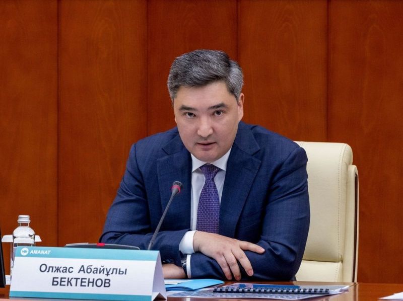 Казахстан усиливает контроль на границе для борьбы с вывозом топлива