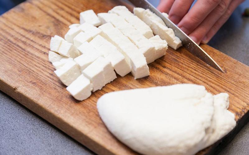 Jaipur Officials Seize 700kg of Adulterated Paneer in Major Raid