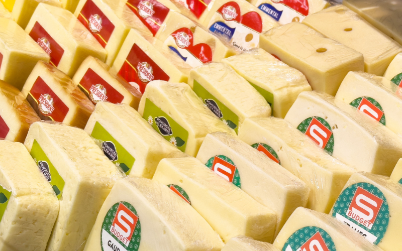 US Dairy Exports Rise in Q3 2025, Driven by Cheese Demand