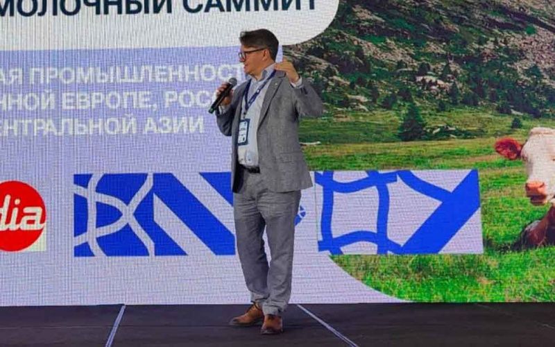 Профицит сырого молока в России и Беларуси составляет 2 млн тонн – Михаил Мищенко