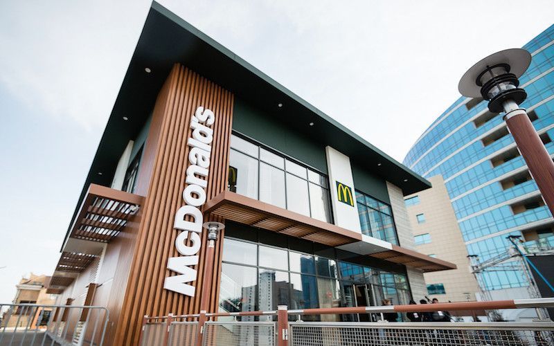 «7 лет, более 1,7 млн съеденных Биг Маков». McDonald's красиво попрощался с Казахстаном