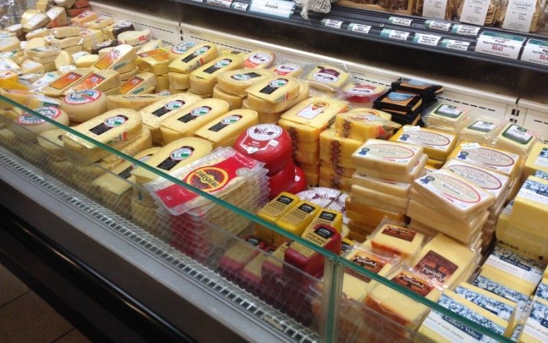 Scientists Issue Urgent Warning About Microplastics in Cheese