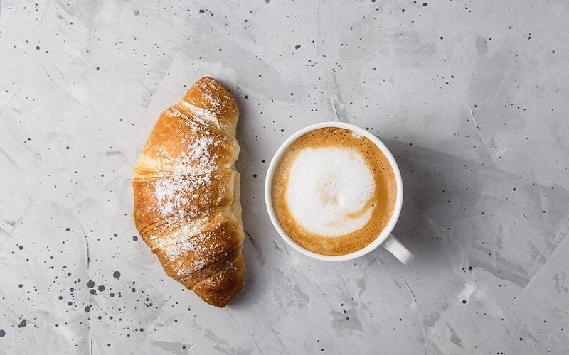 В Алматы запустят автоматизированную линию по производству круассанов для Starbucks и Costa Coffee