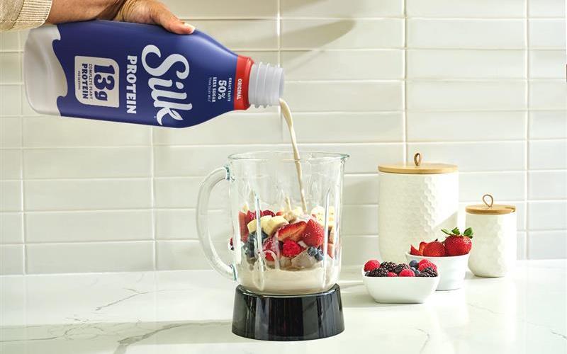 Innovaciones Proteicas de Nestlé y Danone Lideran la Estrategia Global Láctea