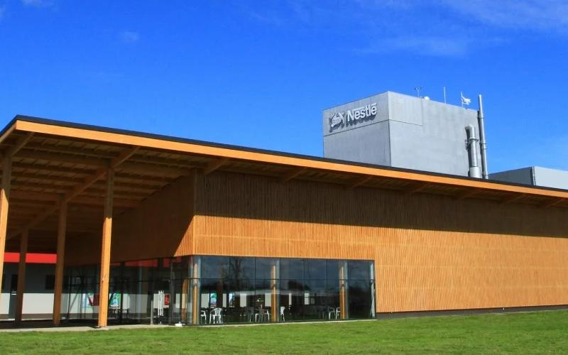 Nestlé Chile logra un hito significativo en prácticas lecheras sostenibles