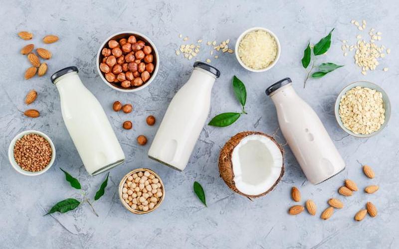 Data Discredits Plant Milk Popularity in Australia