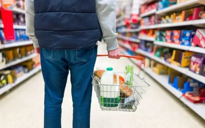 Lidl Cuts Milk Prices in Ireland Amid Cost-of-Living Crisis