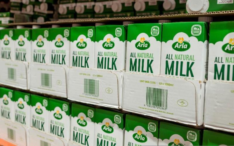 Arla ajusta los precios de la leche orgánica ante el desequilibrio entre oferta y demanda