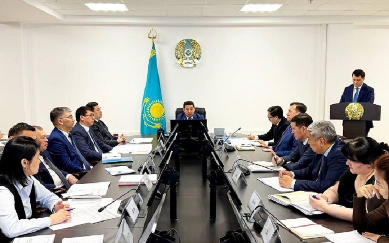 Айдарбек Сапаров потребовал усилить работу регионов Казахстана по привлечению инвестиций в АПК