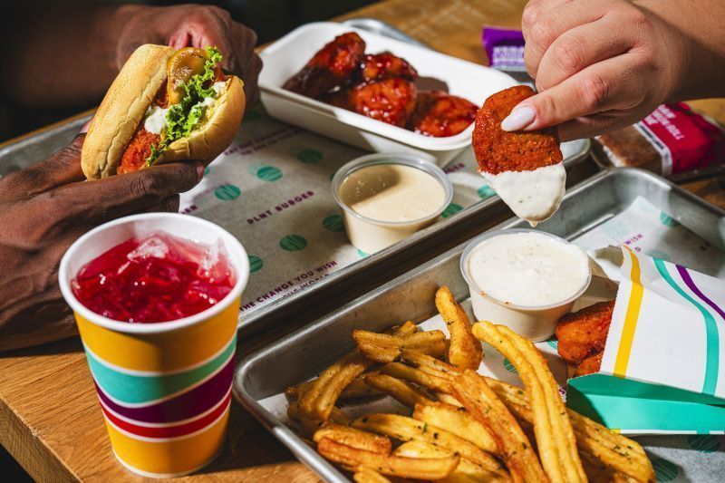 Plant-Based Milk Shows Growth in US Foodservice Amid Shrinking Price Gap