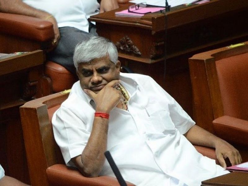 Karnataka lawmakers press for higher raw-milk prices