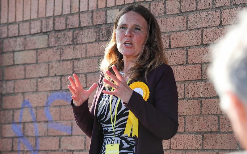 Dorsetli Süt Üreticilerini Korumak İçin Daha Güçlü Düzenleme Çağrısı