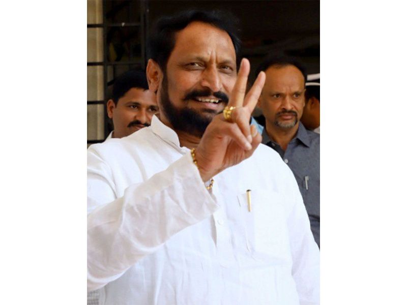 Savadi Alleges Opposition Is Seeking to Implicate MLAs, Ministers and Officials