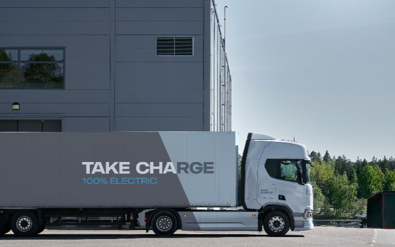 Scania and Arla Foods Test Electric Truck for Dairy Logistics Scania and Arla Foods Test Electric Truck for Dairy Logistics