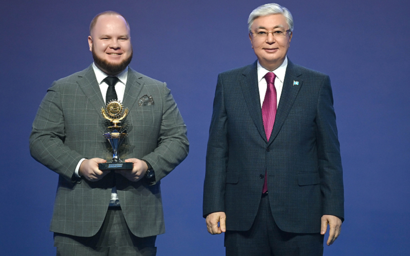 «Лучшим индустриальным проектом» премии «Алтын сапа» стал костанайский производитель молока и молочной продукции «ДЕП»