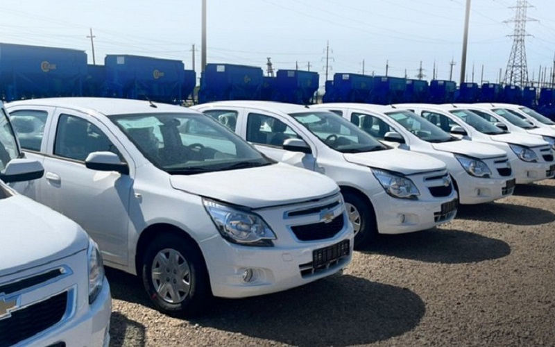 Автопарк казахстанской ветслужбы пополнится новым спецтранспортом