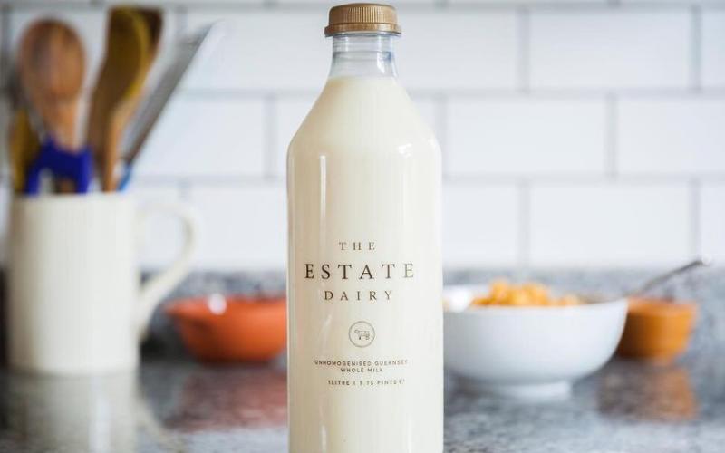 Estate Dairy'nin 5000 Sterlinden 26 Milyon Sterlinlik Bir Süt Ürünleri İşine Yükselişi