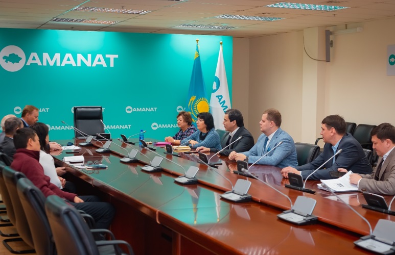 Производители продуктов питания обсудили на встрече партии «AMANAT» ситуацию на продрынке Казахстана