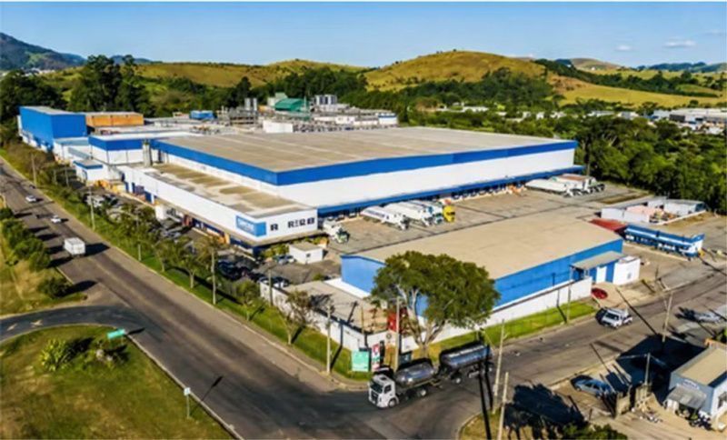 Danone amplía la producción mientras que el programa Jornada Flora cubre el 60% de su leche