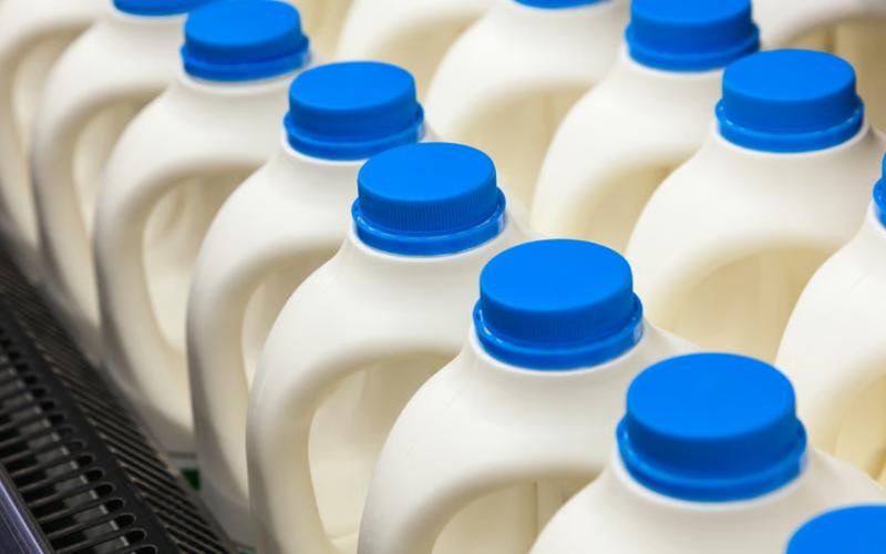 Fonterra устанавливает новую фиксированную цену на молоко для борьбы с рыночной волатильностью