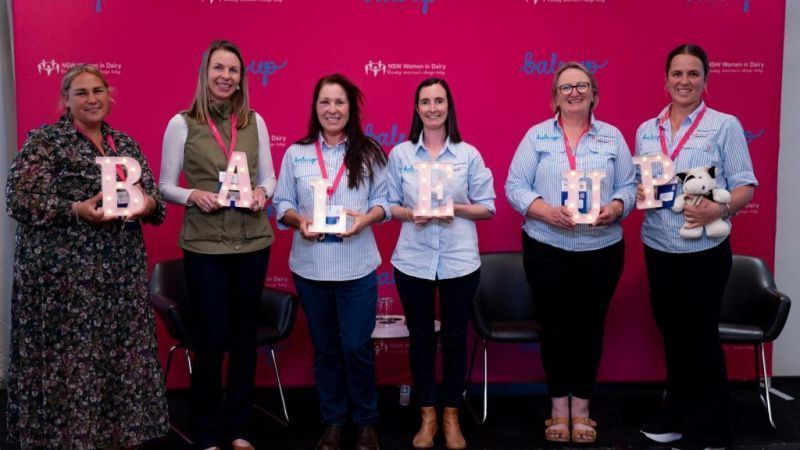 Los Productores Lecheros de Australia Se Reúnen en Bale Up en Canberra