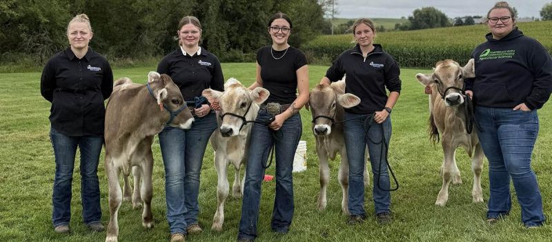 More than 400 FFA students attended Iowa dairy expo