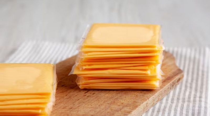 US Dairy Prices Diverged: Butter and Cheese Fell, Whey and NFDM Rose