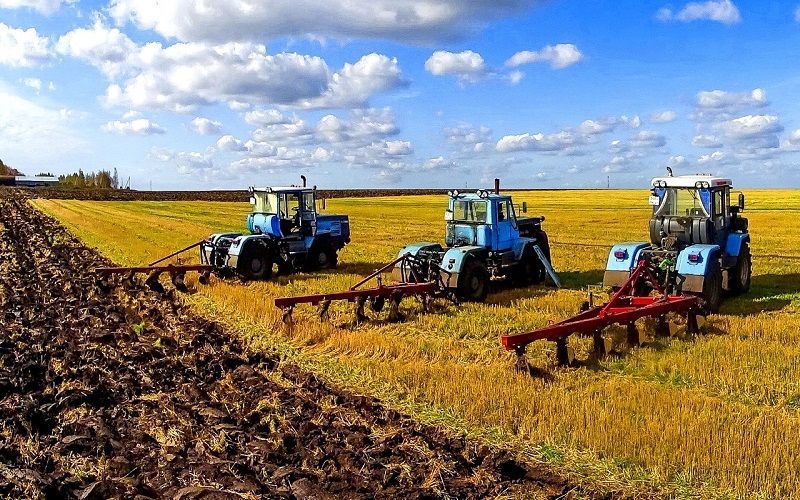 Таджикистан вводит запрет на ввоз сельхозтехники из Казахстана