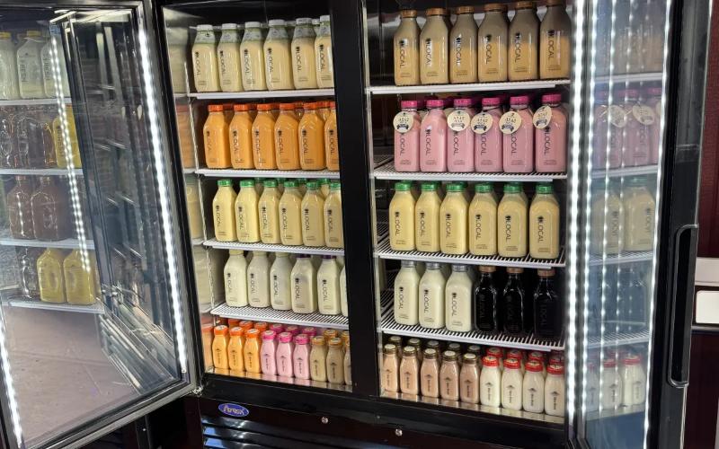 Ферма Oakridge Dairy открыла круглосуточный магазин самообслуживания в Коннектикуте