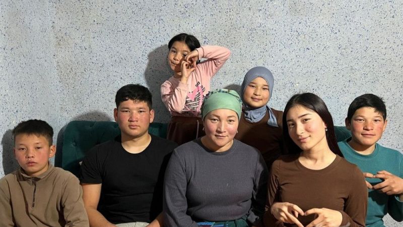 Женщина из Кыргызстана популяризирует традиции через кымыз