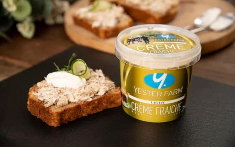 Yester Farm Dairies Amplía la Distribución de Requesón en Tiendas Scotmid
