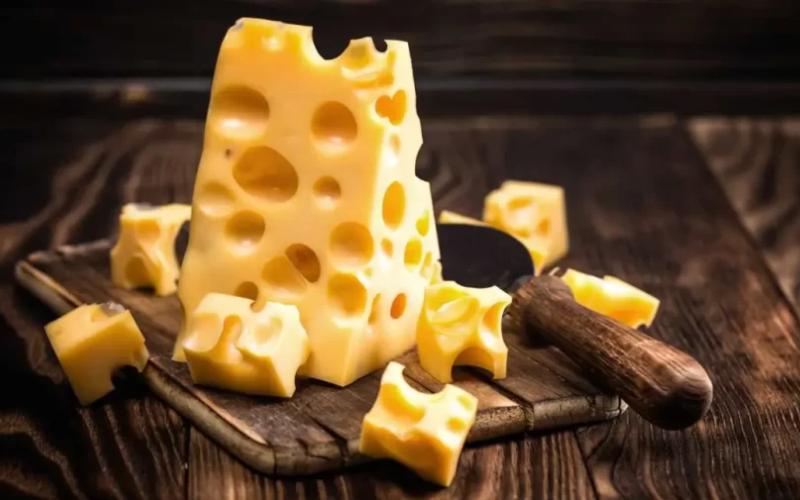 The Price Surge of Bola Cheese: An Economic Ripple in the Dairy Sector