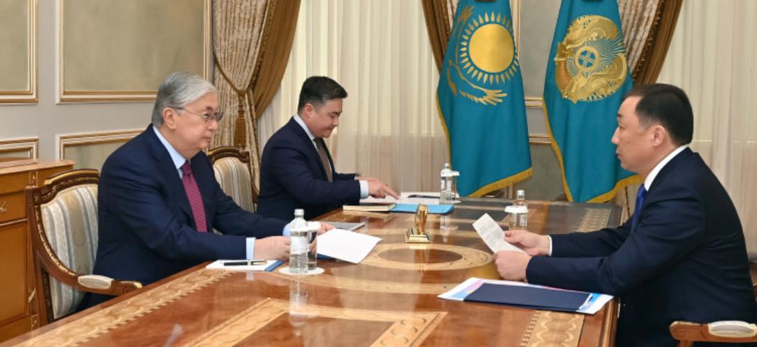 Нурлан Сауранбаев: объем контейнерных перевозок в Казахстане увеличился до 1,129 тысячи контейнеров