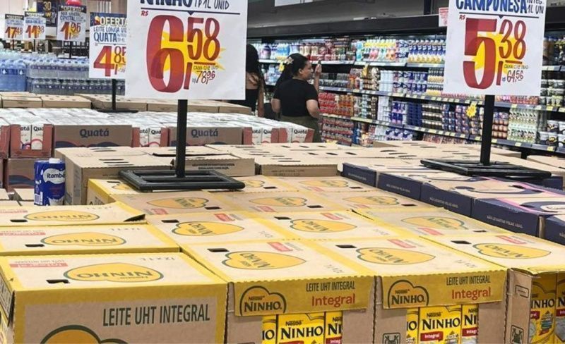 Los precios de la leche se disparan entre las granjas y las tiendas en Minas Gerais
