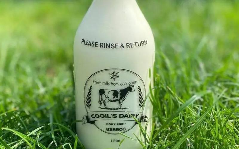 Cooil's Dairy termina con las entregas a domicilio de leche después de 75 años de servicio