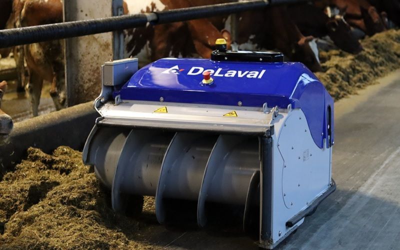 На двух фермах Казахстана запущены роботы-пушеры DeLaval OptiDuo
