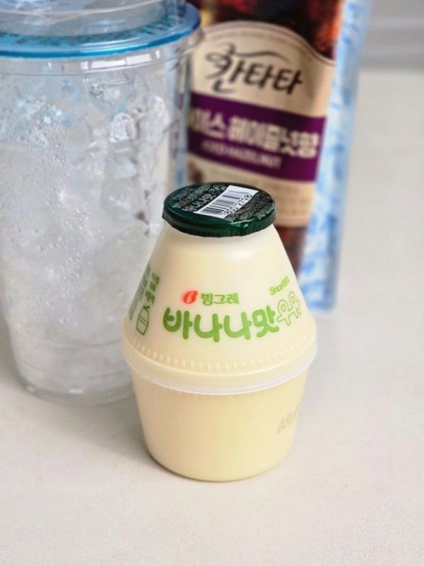 Foreign Tourists Popularized a Banana Flavored Drink in Korea