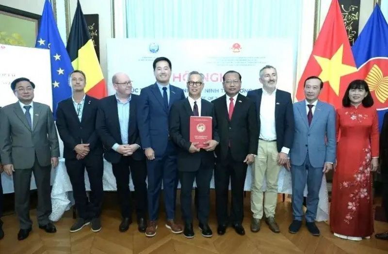 Consorcio respaldado por Suiza invierte $100 millones en planta lechera vietnamita