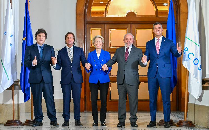 Fransa, AB-Mercosur Anlaşmasını Erteledi ve Süt Ürünleri Sektörü İçin Endişeleri Artırdı