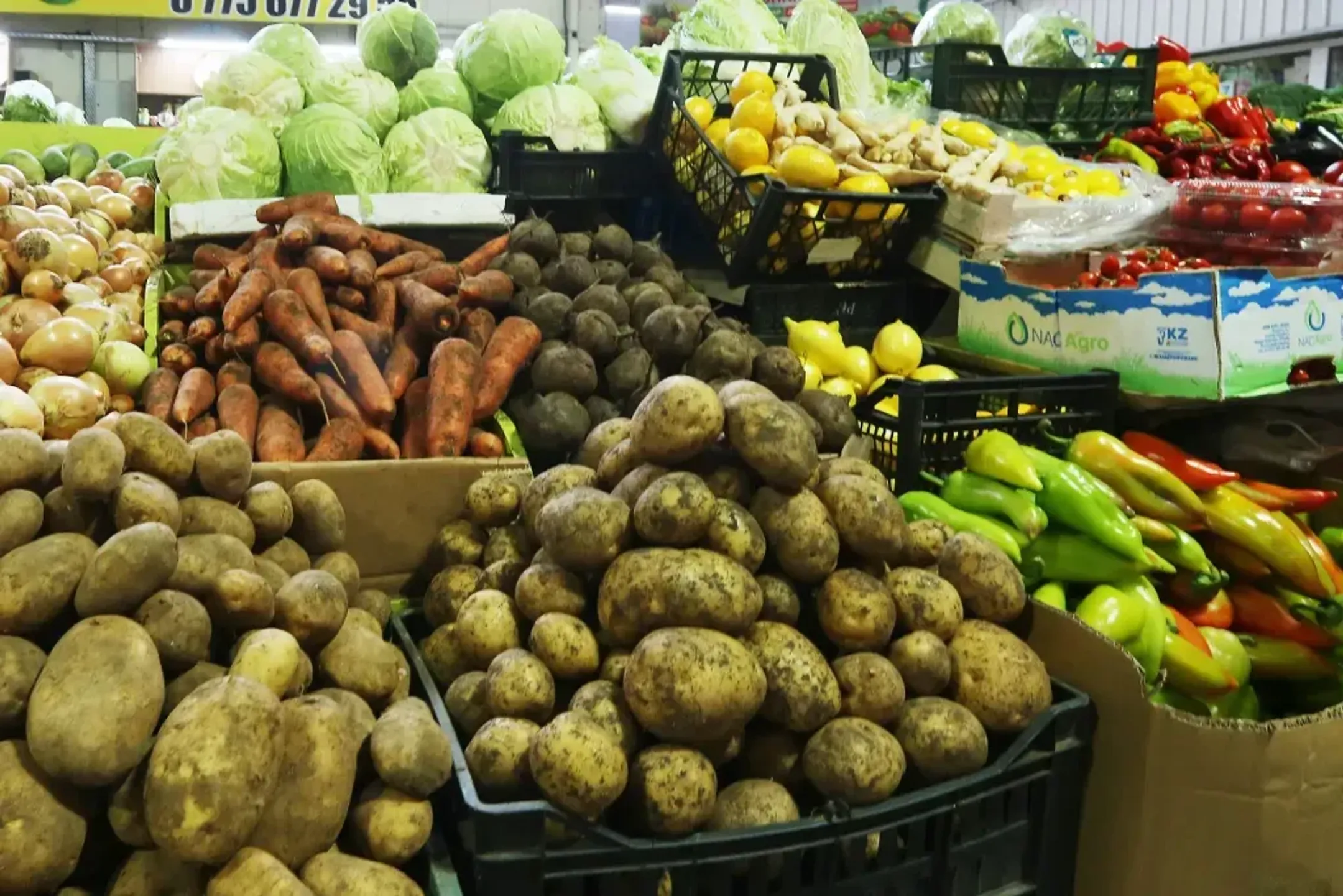Расходы казахстанцев на продукты различаются по регионам