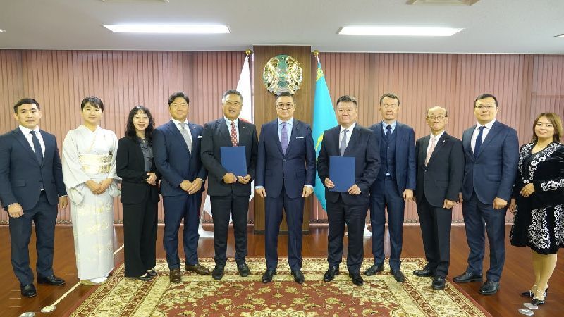 Shin-Line и Shigemitsu Industry планируют открыть до 50 ресторанов AJISEN RAMEN в Евразии