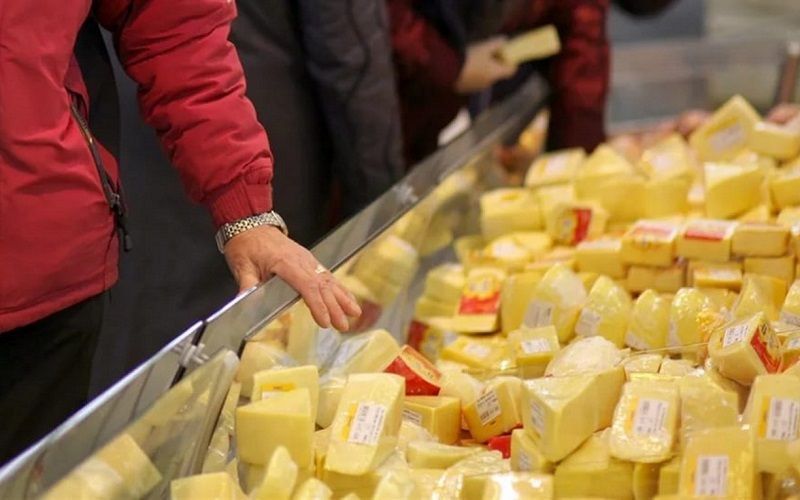 Belarus again raises minimum prices for exporting number of dairy products to Russia