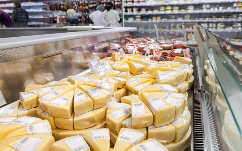 El regreso de los productos lácteos importados desafía al mercado argentino