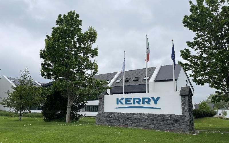 Kerry Dairy ve Lakeland Dairies, Piyasa İstikrarı Ortasında Süt Fiyatlarını Ayarlıyor